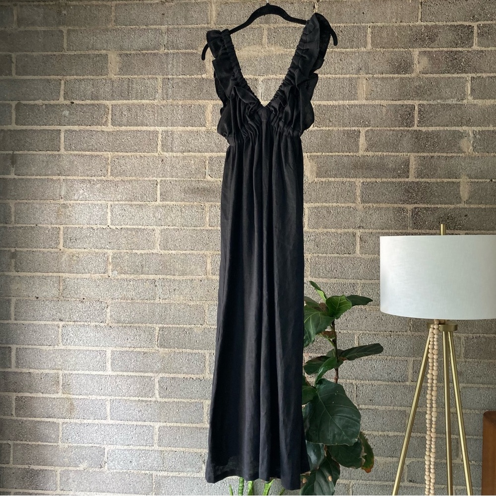 Black Sustainable Linen Maxi Dress - Picture 4 of 7